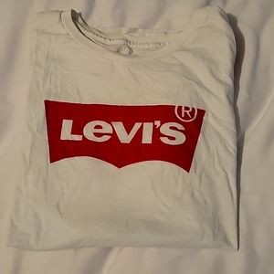 White Levi's top
